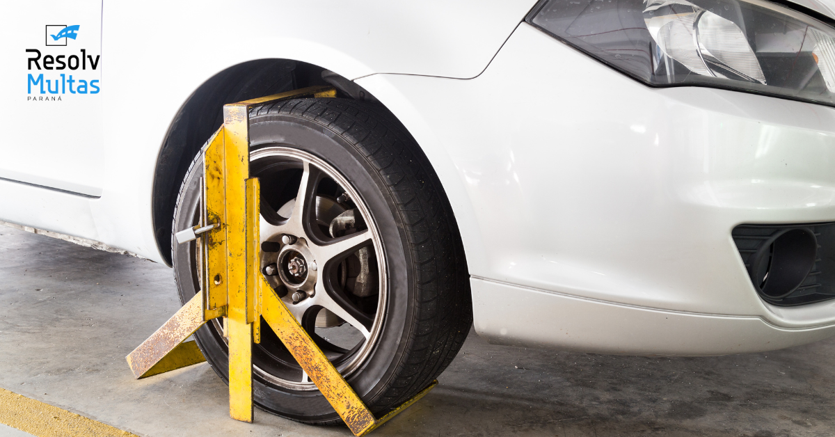 Estacionar na vaga de Portador de Necessidades Especiais 1
